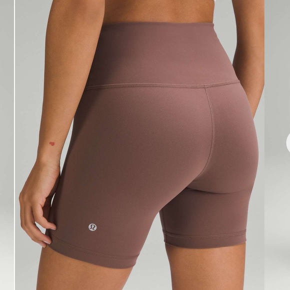 Lululemon Wunder Train Shorts with 6 inch inseam in Dark Oxide - Picture 3 of 7